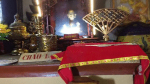 Ban thờ Chầu Bảy